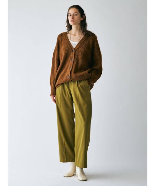 Ungrid(アングリッド)の「センタープレスルーズパンツ(その他パンツ・レディース・チャコールグレー/ブラウン/グリーン系その他・SMALL/MEDIUM)」の6枚目の写真