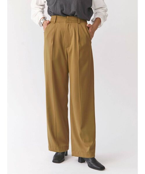 Ungrid(アングリッド)の「センタープレスルーズパンツ(その他パンツ・レディース・チャコールグレー/ブラウン/グリーン系その他・SMALL/MEDIUM)」の17枚目の写真