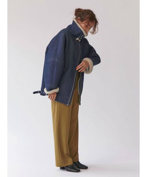 Ungrid(アングリッド)の「センタープレスルーズパンツ(その他パンツ・レディース・チャコールグレー/ブラウン/グリーン系その他・SMALL/MEDIUM)」の19枚目の写真