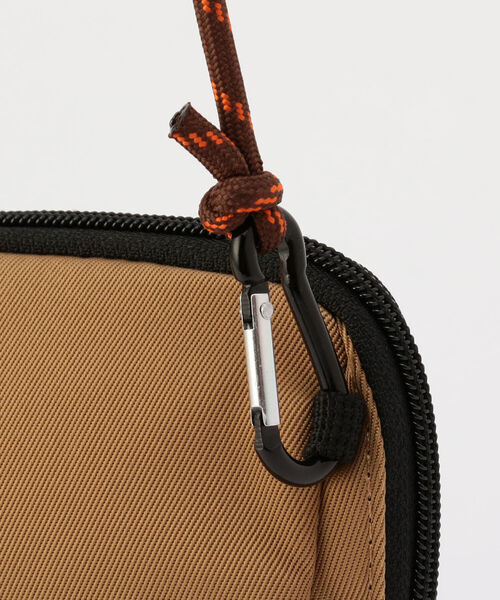 UNIVERSAL OVERALL（ユニバーサルオーバーオール）の「《新色追加》【UNIVERSAL OVERALL】NEW DELTA サコッチ＃UVO-064（ショルダーバッグ・メンズ・ベージュ/ブラック/バーガンディー/ダークグリーン・FREE）」の14枚目の写真