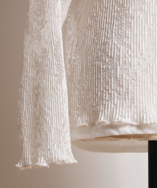 Cookie Chocolate(クッキーチョコレート)の「キャミ付きレーススタンドカラートップス(Tシャツ/カットソー・レディース・ホワイト/ブラック・M)」の10枚目の写真