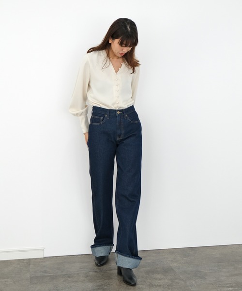 AKTE(アクテ)の「ディープVネックブラウス(シャツ/ブラウス・レディース・ホワイト/ブラック・FREE)」の16枚目の写真