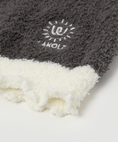 LAKOLE（ラコレ）の「ライン柄ニットボディウォーマー / 216584（その他ルームウェア・レディース・ベージュ/ピンク/グリーン/チャコール・FREE）」の7枚目の写真