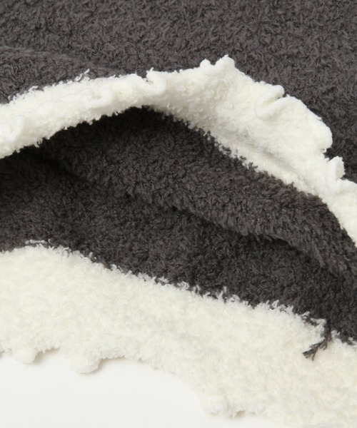 LAKOLE（ラコレ）の「ライン柄ニットボディウォーマー / 216584（その他ルームウェア・レディース・ベージュ/ピンク/グリーン/チャコール・FREE）」の8枚目の写真