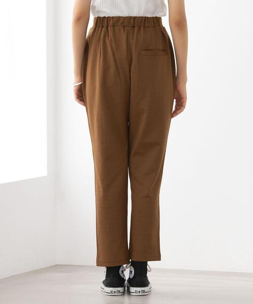 FEELING MADE（フィーリングメイド）の「FEELING MADE ストレッチポンチ テーパード パンツ <UNISEX>（その他パンツ・レディース・ベージュ/ブラック/ワインレッド・S/L/M）」の16枚目の写真