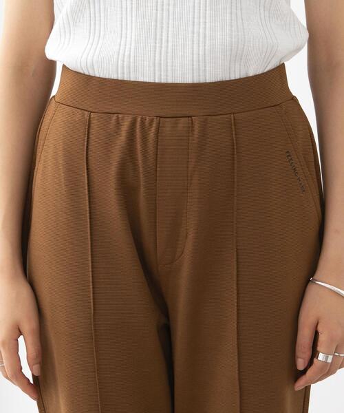 FEELING MADE（フィーリングメイド）の「FEELING MADE ストレッチポンチ テーパード パンツ <UNISEX>（その他パンツ・レディース・ベージュ/ブラック/ワインレッド・S/L/M）」の17枚目の写真