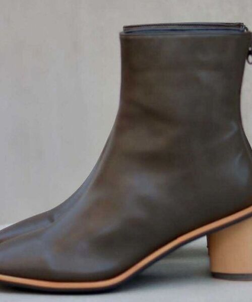 AULA AILA(アウラアイラ)の「【別注】AULA AILA/アウラアイラ/ショートブーツ(ブーツ・レディース・ブラック/カーキ/オフホワイト・35.5/36.5/37.5)」の19枚目の写真