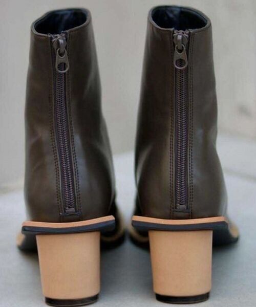 AULA AILA(アウラアイラ)の「【別注】AULA AILA/アウラアイラ/ショートブーツ(ブーツ・レディース・ブラック/カーキ/オフホワイト・35.5/36.5/37.5)」の20枚目の写真