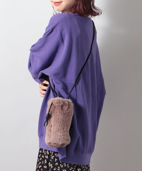 fredy repit（フレディレピ）の「【Finissage/フィニサージュ】ドロップファー ミニショルダーバッグ（ショルダーバッグ・レディース・ベージュ/ブラウン/ブルー/ライトパープル・FREE）」の2枚目の写真