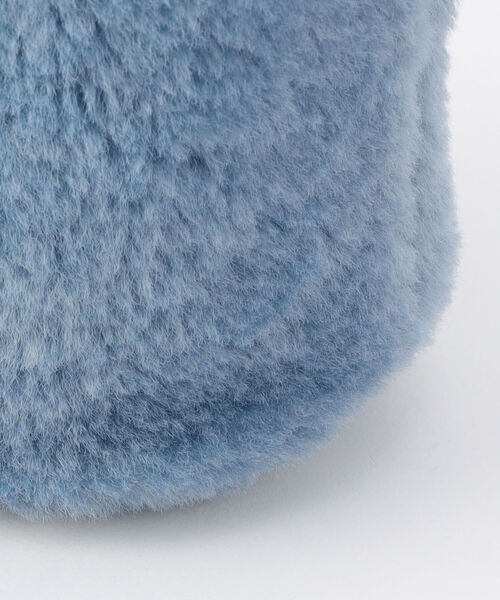 fredy repit（フレディレピ）の「【Finissage/フィニサージュ】ドロップファー ミニショルダーバッグ（ショルダーバッグ・レディース・ベージュ/ブラウン/ブルー/ライトパープル・FREE）」の7枚目の写真