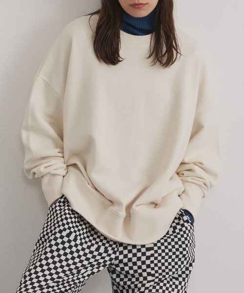 Auntie Rosa Holiday（アンティローザホリデー）の「オーバーサイズカラースウェットプルオーバー（スウェット・レディース・チャコールグレー/レッド/オレンジ/グリーン/アイボリー/ピンク/ホワイト・FREE）」の2枚目の写真