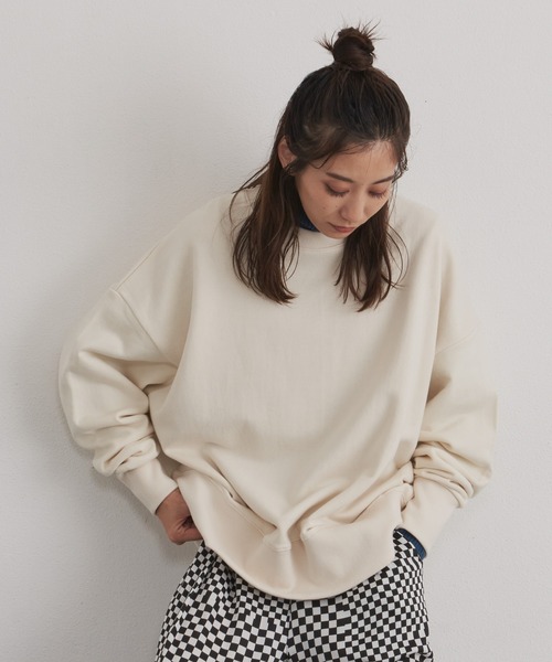 Auntie Rosa Holiday（アンティローザホリデー）の「オーバーサイズカラースウェットプルオーバー（スウェット・レディース・チャコールグレー/レッド/オレンジ/グリーン/アイボリー/ピンク/ホワイト・FREE）」の9枚目の写真