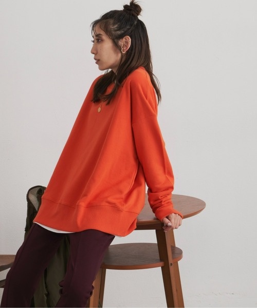 Auntie Rosa Holiday（アンティローザホリデー）の「オーバーサイズカラースウェットプルオーバー（スウェット・レディース・チャコールグレー/レッド/オレンジ/グリーン/アイボリー/ピンク/ホワイト・FREE）」の15枚目の写真