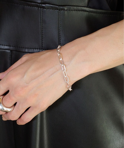 ISOLATION（アイソレーション）の「【ISOLATION / アイソレーション】silver925 Oval Chain Bracelet / オーバルチェーンブレスレット（ブレスレット・レディース・シルバー・16.5cm/19cm/17cm）」の8枚目の写真