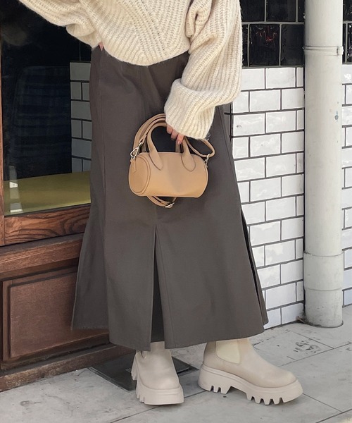 w closet(ダブルクローゼット)の「【新色追加】ハイウエストマーメイドスカート(スカート・レディース・ブラック/ブラウン/オートミール/ミント/カーキ/ダークグレー・FREE)」の3枚目の写真