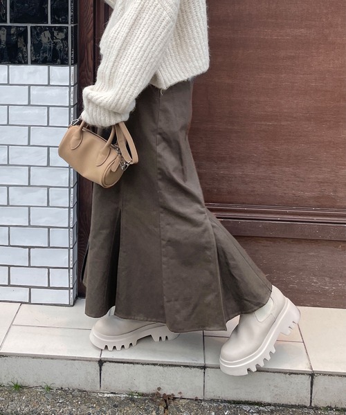 w closet(ダブルクローゼット)の「【新色追加】ハイウエストマーメイドスカート(スカート・レディース・ブラック/ブラウン/オートミール/ミント/カーキ/ダークグレー・FREE)」の20枚目の写真