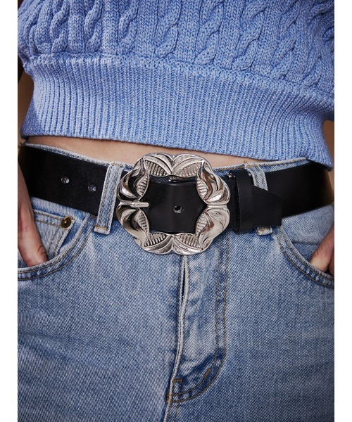 PAMEO POSE(パメオポーズ)の「Rafflesia Belt(ベルト・レディース・ブラック/レッド・FREE)」の2枚目の写真