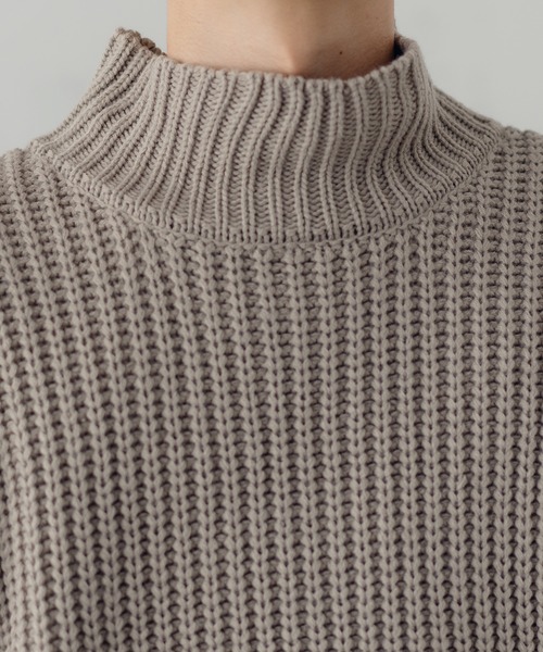 epnok（エプノック）の「ハイネックニットベスト（ベスト・メンズ・アイボリー/グレイッシュベージュ/グレイッシュブルー・SMALL/MEDIUM/LARGE）」の14枚目の写真