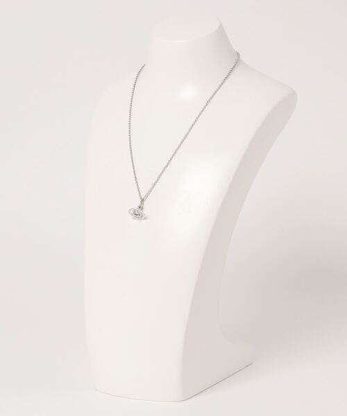 Vivienne Westwood(ヴィヴィアンウエストウッド)の「63020225-CN/NEW PETITE ORB PENDANT(ネックレス・レディース・ゴールド/シルバー・FREE)」の3枚目の写真