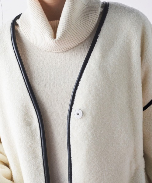 Droite lautreamont（ドロワットロートレアモン）の「ウールブレンドロングボアコート（ムートンコート・レディース・オフホワイト/グリーン・M/S）」の4枚目の写真