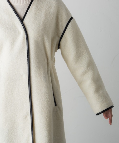 Droite lautreamont（ドロワットロートレアモン）の「ウールブレンドロングボアコート（ムートンコート・レディース・オフホワイト/グリーン・M/S）」の15枚目の写真