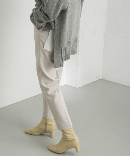 URBAN RESEARCH（アーバンリサーチ）の「UR TECH ドロストテーパードパンツ（その他パンツ・レディース・ホワイト系その他/チェック/ベージュ/ブラック・38/34/36）」の16枚目の写真