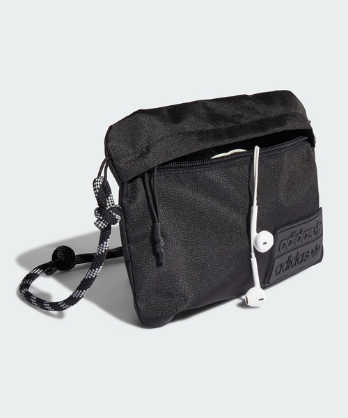 adidas Originals(アディダスオリジナルス)の「R.Y.V. シンプル ポーチ / アディダスオリジナルス(ショルダーバッグ・メンズ・ブラック・FREE)」の3枚目の写真