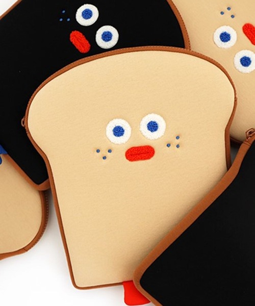 Brunch Brother(ブランチブラザー)の「ROMANE/BRUNCH BROTHER iPad Pouch(11inch対応) 2271786(PC・タブレットケース・レディース・ブラック/ベージュ・0)」の7枚目の写真