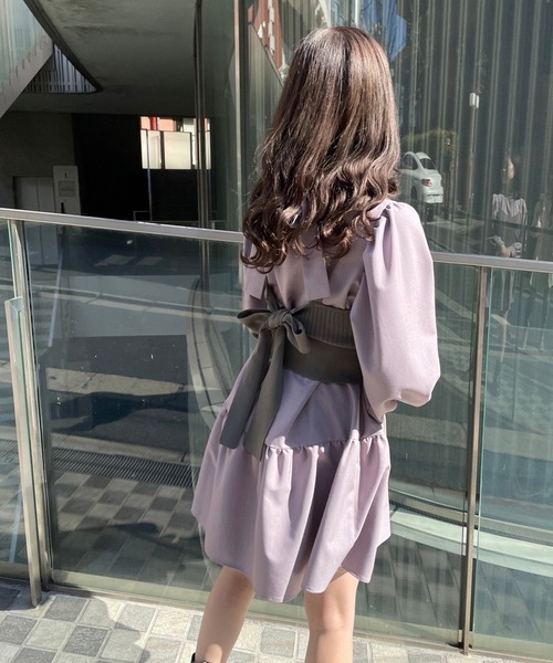 one after another NICE CLAUP（ワンアフターアナザーナイスクラップ）の「バックリボンビスチェ（ニット/セーター・レディース・ブラック/ベージュ/アイボリー・FREE）」の16枚目の写真