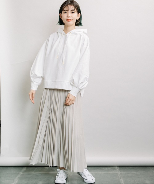 refinedworks（リファインドワークス）の「ショートフーディーPO（パーカー・レディース・オフホワイト/ブラック/ベージュ・FREE）」の22枚目の写真