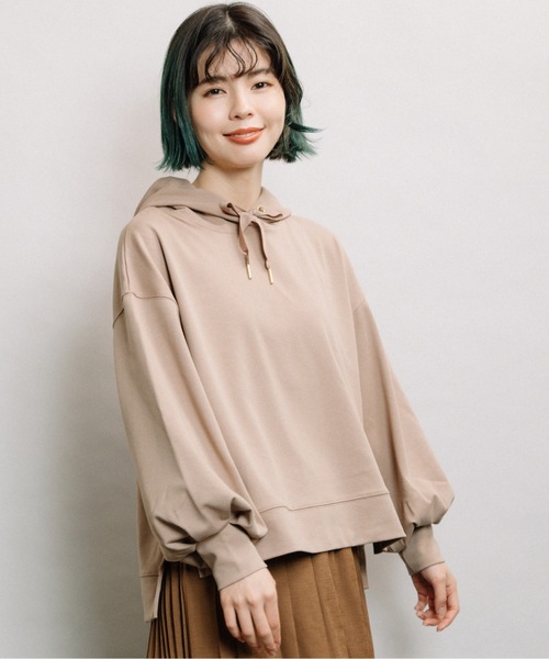 refinedworks（リファインドワークス）の「ショートフーディーPO（パーカー・レディース・オフホワイト/ブラック/ベージュ・FREE）」の17枚目の写真