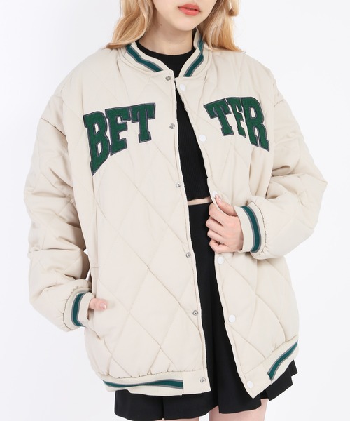 WC（ダブル シー）の「ロゴ中綿スタジャン（スタジャン・レディース・ブラック/ベージュ・FREE）」の2枚目の写真