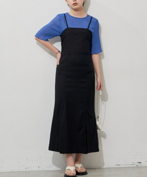 Aunt Marie's（アントマリーズ）の「リネンブレンドマーメイドラインキャミワンピース（ワンピース・レディース・ブラック/ベージュ・FREE）」の2枚目の写真