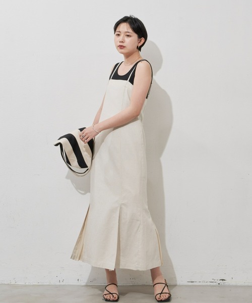 Aunt Marie's（アントマリーズ）の「リネンブレンドマーメイドラインキャミワンピース（ワンピース・レディース・ブラック/ベージュ・FREE）」の17枚目の写真