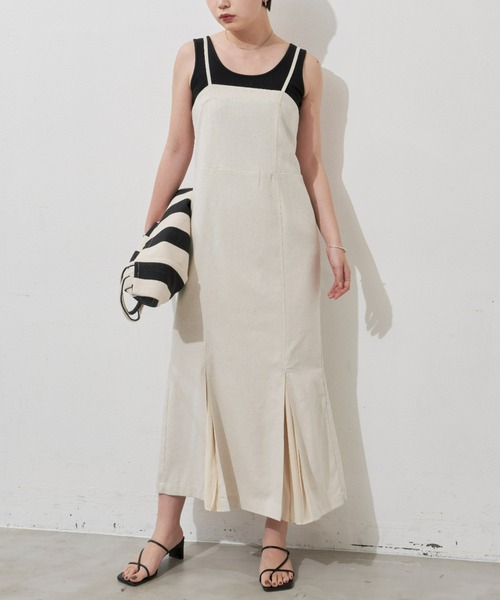 Aunt Marie's（アントマリーズ）の「リネンブレンドマーメイドラインキャミワンピース（ワンピース・レディース・ブラック/ベージュ・FREE）」の9枚目の写真