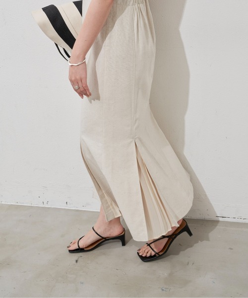 Aunt Marie's（アントマリーズ）の「リネンブレンドマーメイドラインキャミワンピース（ワンピース・レディース・ブラック/ベージュ・FREE）」の11枚目の写真