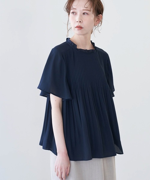 ROPE' PICNIC(ロペピクニック)の「【WEB限定カラー:ブラック,グリーン】スタンドフリルプリーツフレア袖ブラウス(シャツ/ブラウス・レディース・ブラック/ホワイト/グリーン/ライトグリーン/ネイビー/ダークラベンダー・38)」の5枚目の写真