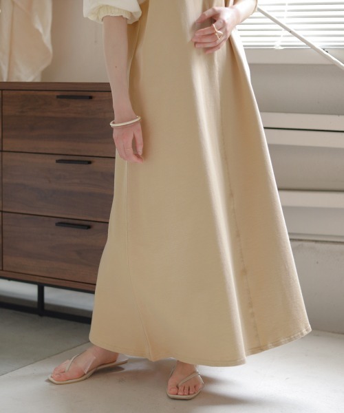 Bab（バブ）の「【選べる２サイズ】袖異素材スウェットワンピース（ワンピース・レディース・ベージュ/ブラック/グレー/カーキ・TL/FREE）」の20枚目の写真