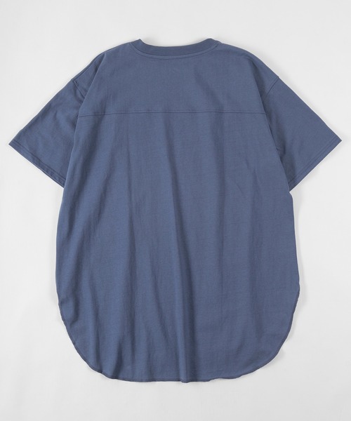 CONVERSE(コンバース)の「【CONVERSE/コンバース】 ビッグシルエット チュニック丈 ラウンドヘム フットボールT/ 半袖Tシャツ(Tシャツ/カットソー・レディース・アッシュグレー/ブラック/ネイビー/オフホワイト・M/L)」の5枚目の写真