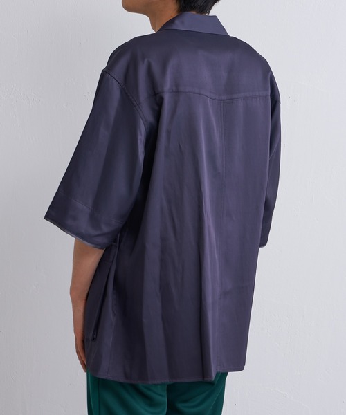 Lui's（ルイス）の「【SILLIS / シリス】パイピングサテンシャツ（シャツ/ブラウス・メンズ・エメラルド/ダークグレー・44/46）」の11枚目の写真