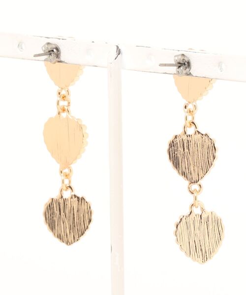 Me%（ミィパーセント）の「トリプルハートピアス（ピアス（両耳用）・レディース・イエロー/グレー/ブラック・FREE）」の13枚目の写真