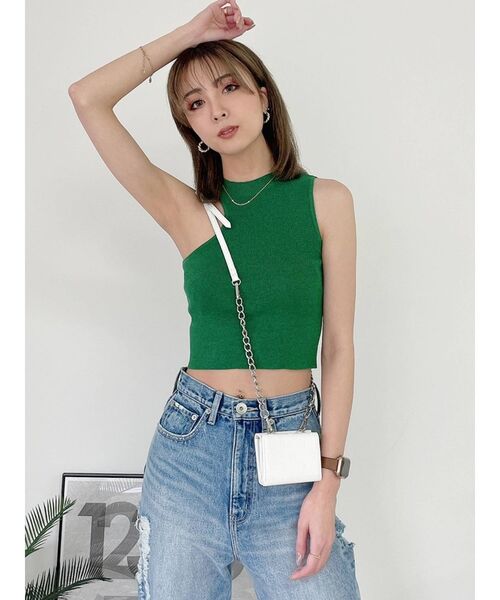 GYDA(ジェイダ)の「アシメデザイン ノースリニットトップス(ニット/セーター・レディース・ブラック/オフホワイト/グリーン・FREE)」の3枚目の写真