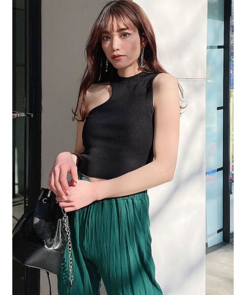 GYDA(ジェイダ)の「アシメデザイン ノースリニットトップス(ニット/セーター・レディース・ブラック/オフホワイト/グリーン・FREE)」の20枚目の写真