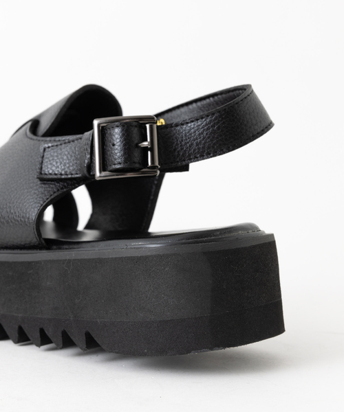 ABAHOUSE（アバハウス）の「シャークソールサンダル /ワンストラップ/バックルベルトボリュームソール/レザーグルカサンダル（サンダル・メンズ・ブラック・M/L/LL）」の4枚目の写真