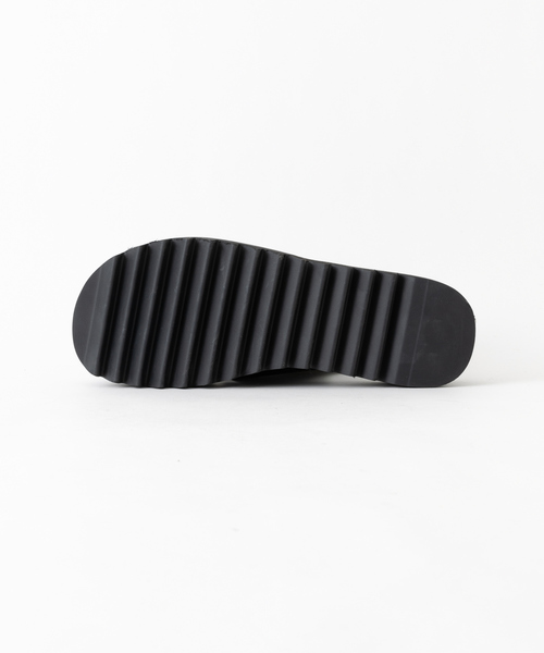 ABAHOUSE（アバハウス）の「シャークソールサンダル /ワンストラップ/バックルベルトボリュームソール/レザーグルカサンダル（サンダル・メンズ・ブラック・M/L/LL）」の7枚目の写真