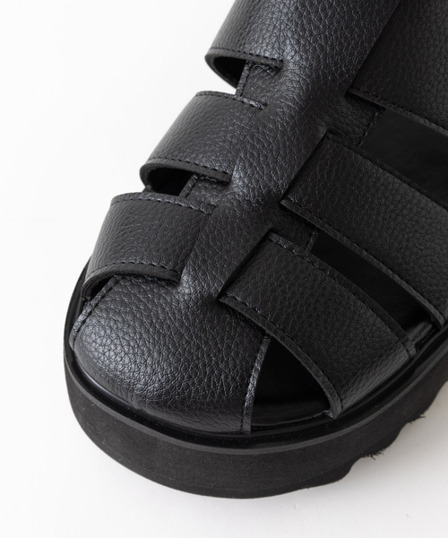 ABAHOUSE（アバハウス）の「シャークソールサンダル /ワンストラップ/バックルベルトボリュームソール/レザーグルカサンダル（サンダル・メンズ・ブラック・M/L/LL）」の8枚目の写真
