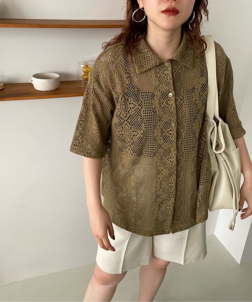 LOWRYS FARM(ローリーズファーム)の「ラッセルレースシャツ 346904(シャツ/ブラウス・レディース・ホワイト/ブラック/グリーン・FREE)」の17枚目の写真