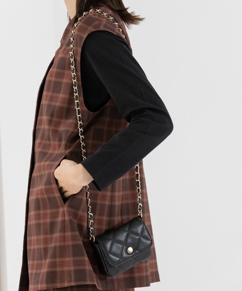 LEPSIM（レプシィム）の「マイクロチェーンミニショルダー　295272（ショルダーバッグ・レディース・ブルー/ブラック/イエロー・ONE SIZE）」の2枚目の写真