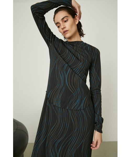 RIM.ARK（リムアーク）の「The motion feel L/S tops（Tシャツ 
