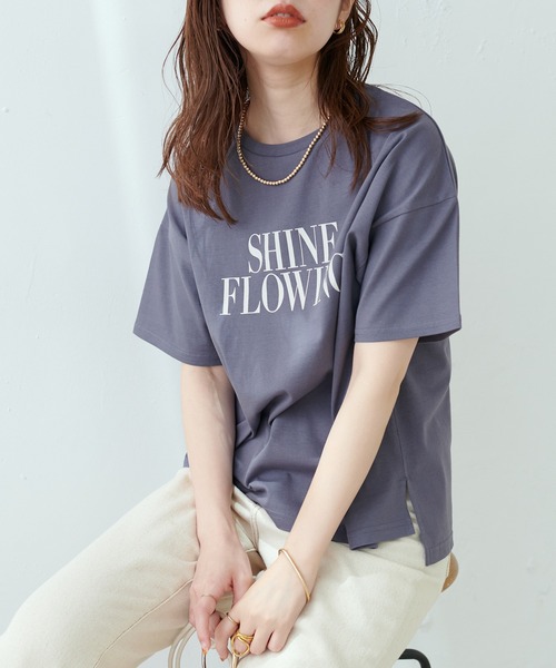 natural couture（ナチュラルクチュール）の「真夏でも安心して着られる◎汗染み防止加工ロゴT（Tシャツ/カットソー・レディース・オフホワイト/ブルー/スミクロ・FREE）」の3枚目の写真